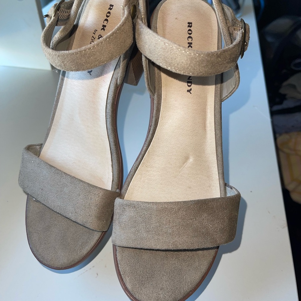 Very easy to walk heels